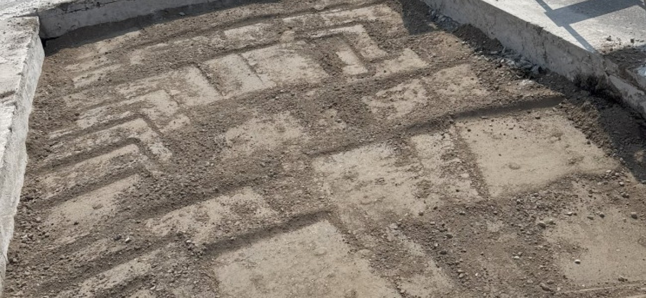 77618604432  33DBBAF3 103F 4ECD B9C3 C565B1D3DE92